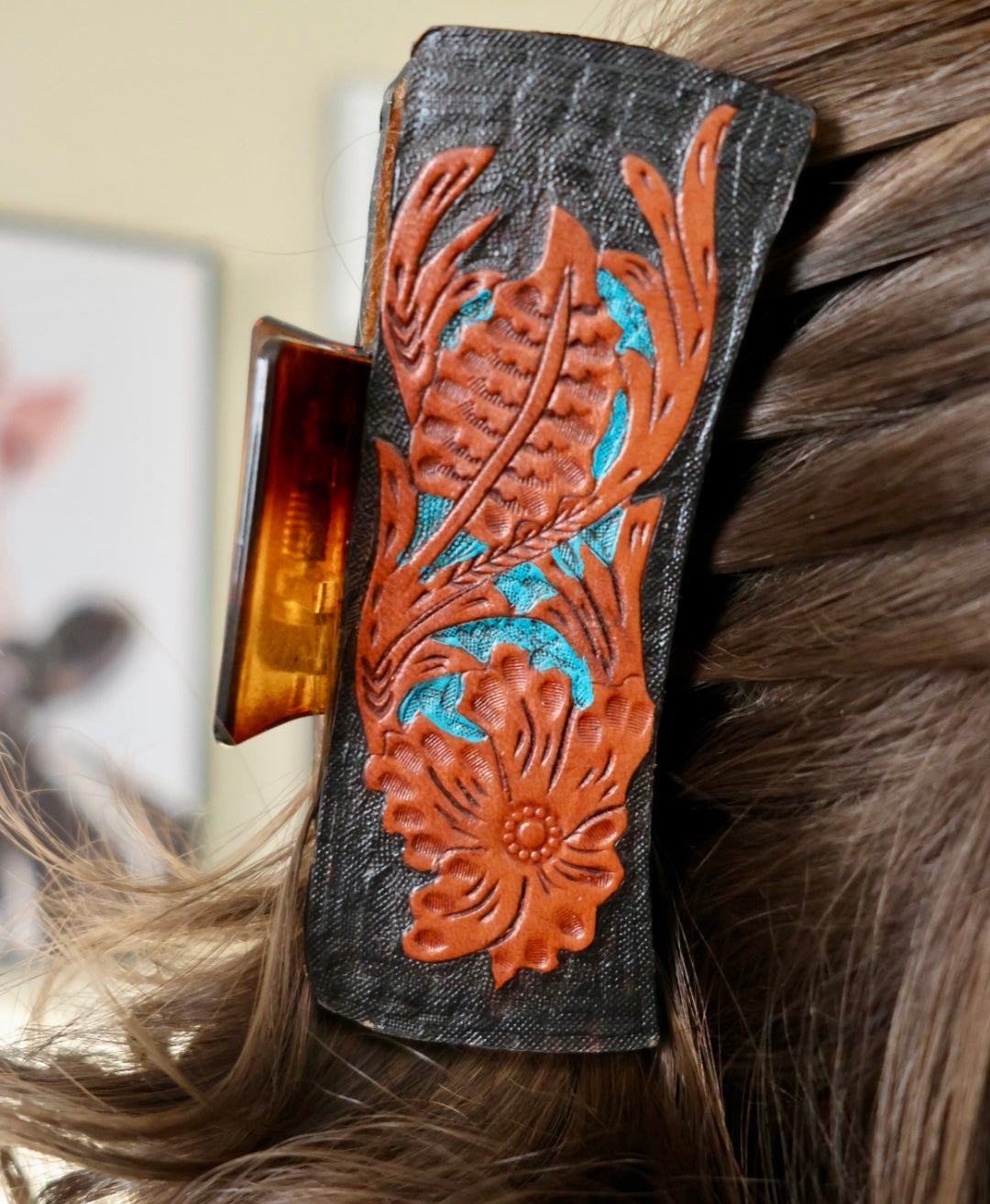 LEATHER HAIR CLIPS