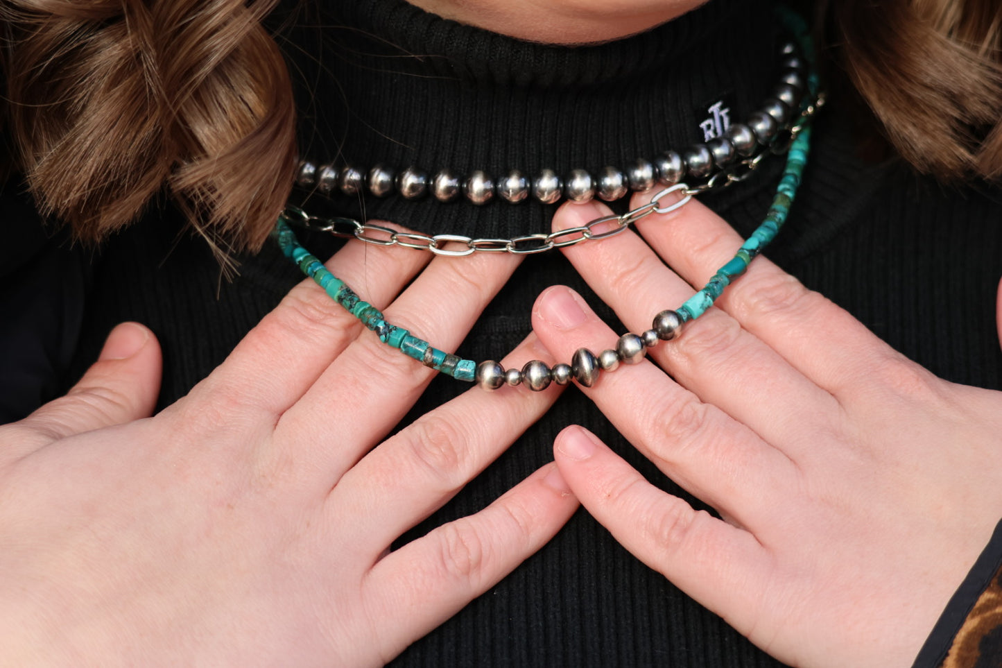 LARGE PAPERCLIP CHAIN